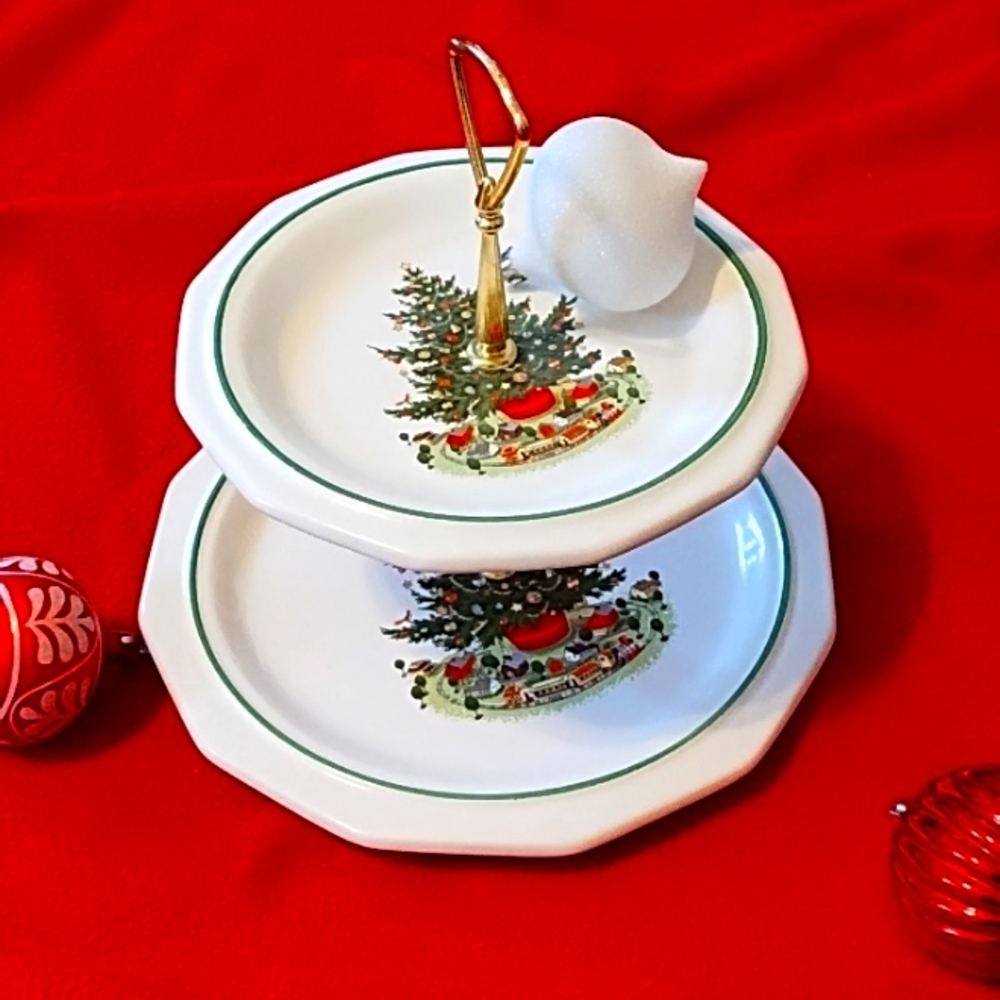 Christmas Heritage Tier Tray
